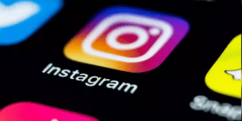 Một số ưu điểm khi mua Comment Instagram giá rẻ hiện nay
